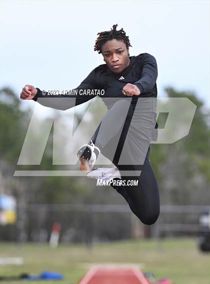 Thumbnail 3 in The Woodlands Invitational photogallery.