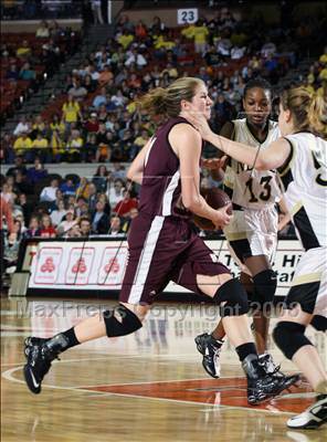 Thumbnail 1 in Sudan vs. Martins Mill (UIL D1 1A Final) photogallery.