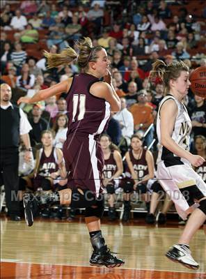Thumbnail 2 in Sudan vs. Martins Mill (UIL D1 1A Final) photogallery.