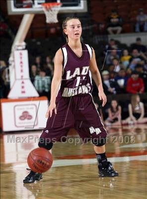 Thumbnail 2 in Sudan vs. Martins Mill (UIL D1 1A Final) photogallery.