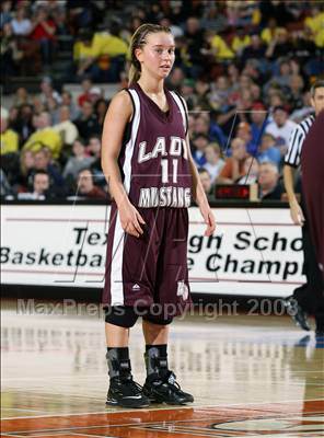 Thumbnail 1 in Sudan vs. Martins Mill (UIL D1 1A Final) photogallery.