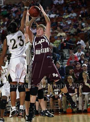 Thumbnail 3 in Sudan vs. Martins Mill (UIL D1 1A Final) photogallery.