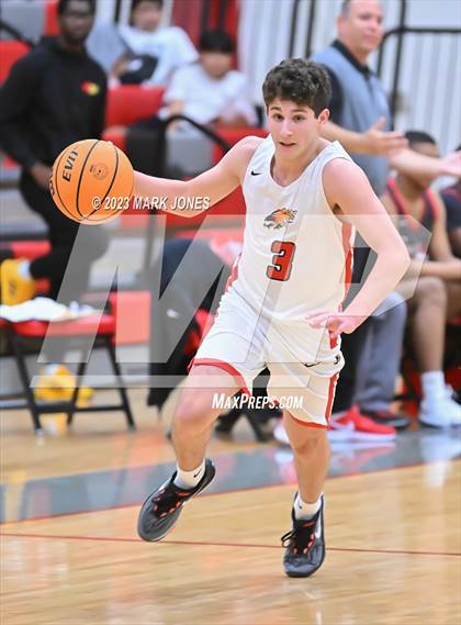 Thumbnail 2 in Chaparral vs. Central (Phoenix Union Coyote Classic) photogallery.