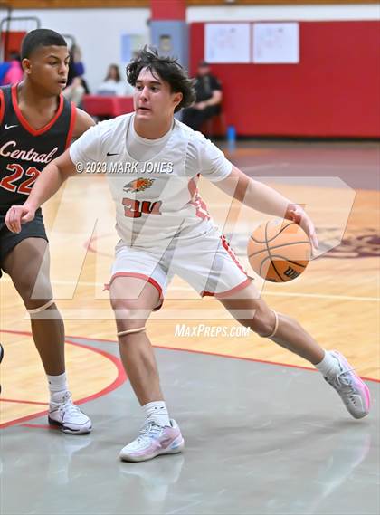 Thumbnail 1 in Chaparral vs. Central (Phoenix Union Coyote Classic) photogallery.