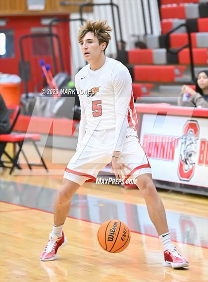 Thumbnail 2 in Chaparral vs. Central (Phoenix Union Coyote Classic) photogallery.