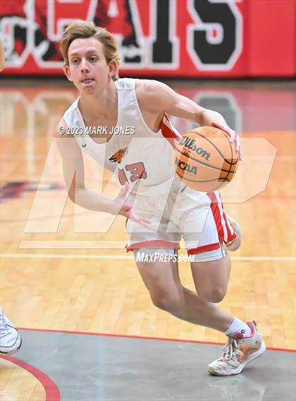 Thumbnail 1 in Chaparral vs. Central (Phoenix Union Coyote Classic) photogallery.