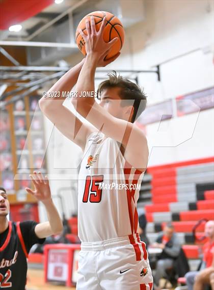 Thumbnail 1 in Chaparral vs. Central (Phoenix Union Coyote Classic) photogallery.