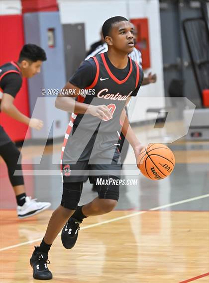 Thumbnail 1 in Chaparral vs. Central (Phoenix Union Coyote Classic) photogallery.