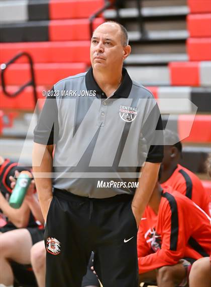 Thumbnail 3 in Chaparral vs. Central (Phoenix Union Coyote Classic) photogallery.