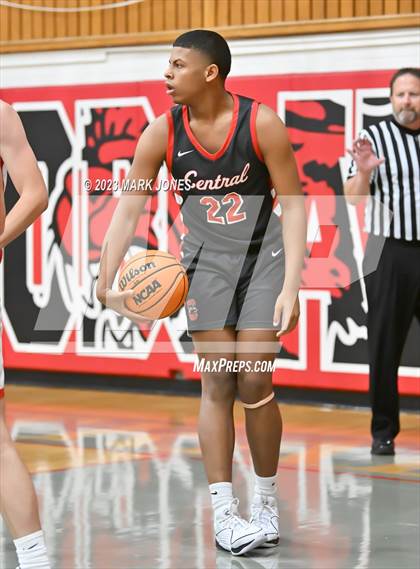 Thumbnail 1 in Chaparral vs. Central (Phoenix Union Coyote Classic) photogallery.