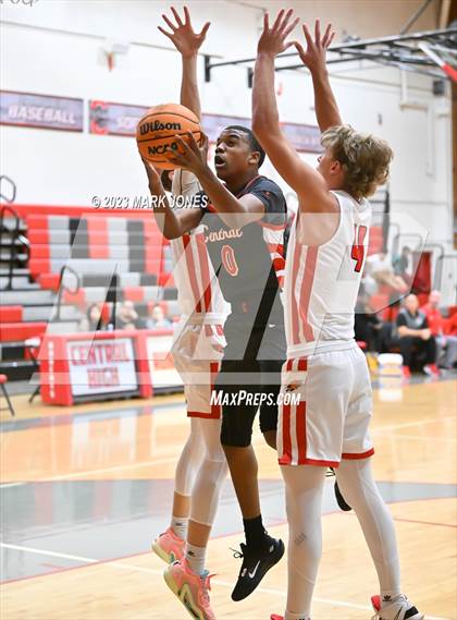 Thumbnail 3 in Chaparral vs. Central (Phoenix Union Coyote Classic) photogallery.