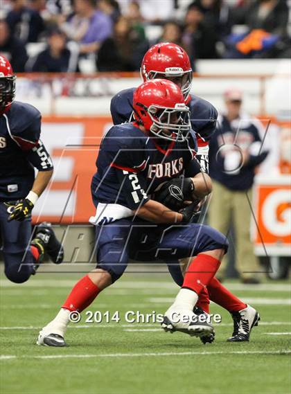 Thumbnail 2 in Hoosick Falls vs. Chenango Forks (NYSPHSAA Class C Final) photogallery.
