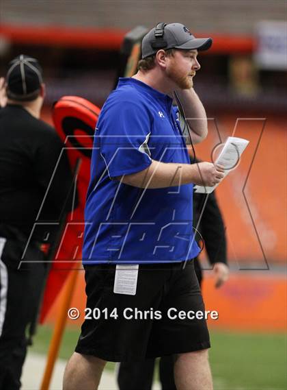 Thumbnail 3 in Hoosick Falls vs. Chenango Forks (NYSPHSAA Class C Final) photogallery.