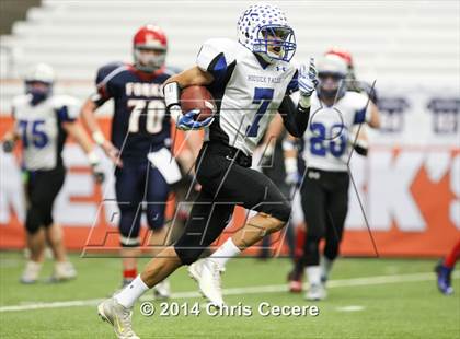 Thumbnail 1 in Hoosick Falls vs. Chenango Forks (NYSPHSAA Class C Final) photogallery.