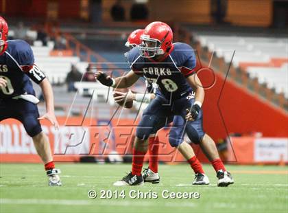 Thumbnail 3 in Hoosick Falls vs. Chenango Forks (NYSPHSAA Class C Final) photogallery.