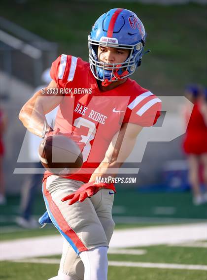 Thumbnail 3 in Oak Ridge vs Tomball (UIL 6A D2 Area Playoffs) photogallery.