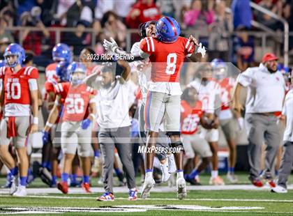 Thumbnail 1 in Oak Ridge vs Tomball (UIL 6A D2 Area Playoffs) photogallery.