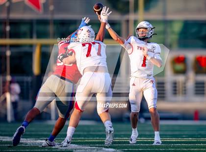 Thumbnail 2 in Oak Ridge vs Tomball (UIL 6A D2 Area Playoffs) photogallery.