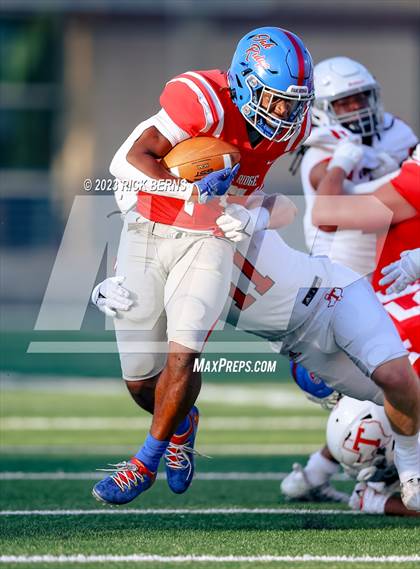 Thumbnail 2 in Oak Ridge vs Tomball (UIL 6A D2 Area Playoffs) photogallery.