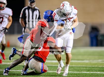 Thumbnail 3 in Oak Ridge vs Tomball (UIL 6A D2 Area Playoffs) photogallery.