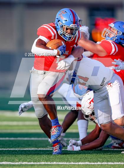 Thumbnail 2 in Oak Ridge vs Tomball (UIL 6A D2 Area Playoffs) photogallery.