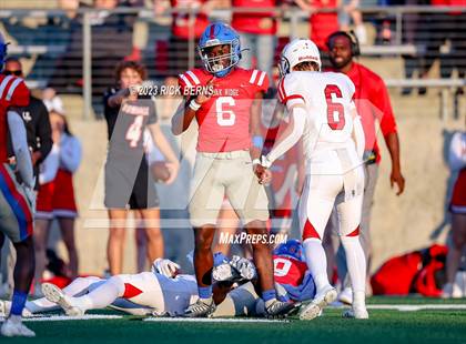 Thumbnail 1 in Oak Ridge vs Tomball (UIL 6A D2 Area Playoffs) photogallery.