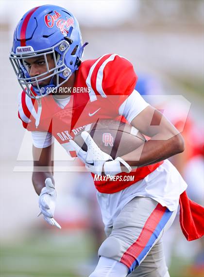 Thumbnail 2 in Oak Ridge vs Tomball (UIL 6A D2 Area Playoffs) photogallery.
