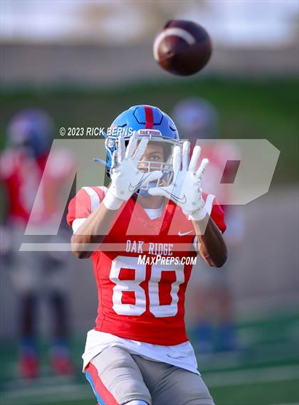 Thumbnail 3 in Oak Ridge vs Tomball (UIL 6A D2 Area Playoffs) photogallery.