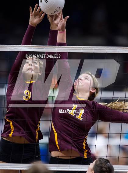 Thumbnail 1 in Lewis-Palmer vs. Windsor (CHSAA 4A Playoff) photogallery.