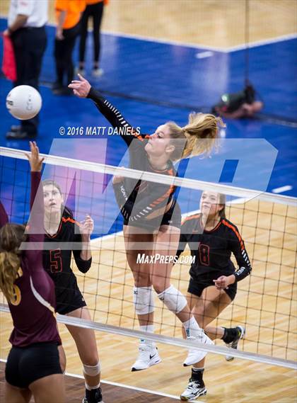 Thumbnail 3 in Lewis-Palmer vs. Windsor (CHSAA 4A Playoff) photogallery.