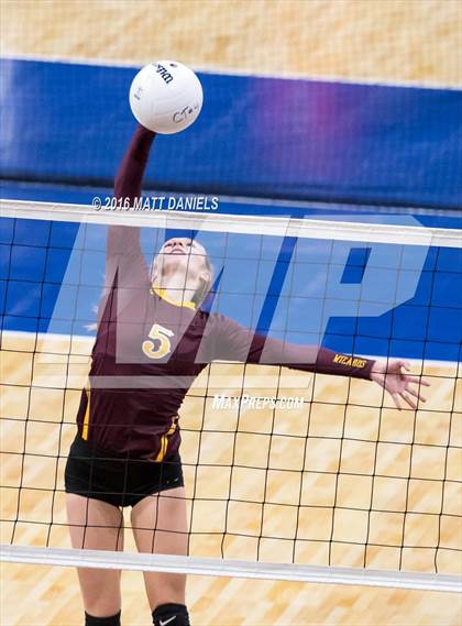 Thumbnail 2 in Lewis-Palmer vs. Windsor (CHSAA 4A Playoff) photogallery.