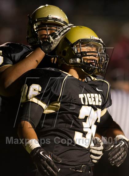 Thumbnail 3 in MacArthur @ Irving photogallery.