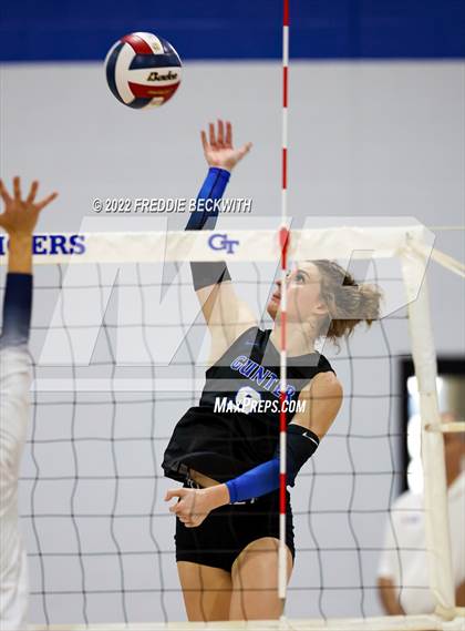 Thumbnail 3 in Aubrey @ Gunter photogallery.