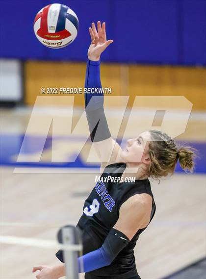 Thumbnail 3 in Aubrey @ Gunter photogallery.