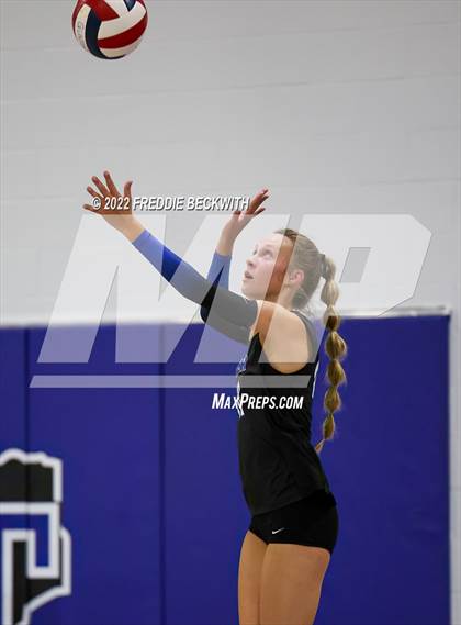 Thumbnail 3 in Aubrey @ Gunter photogallery.