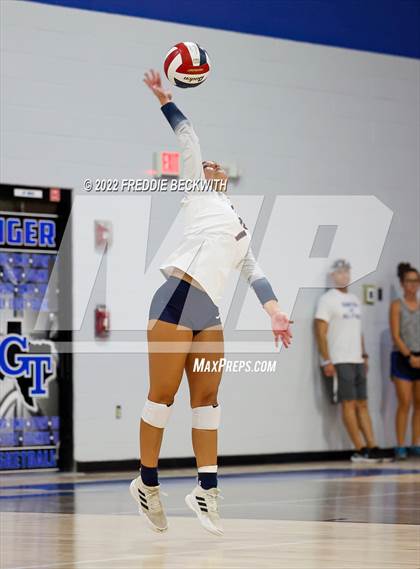 Thumbnail 1 in Aubrey @ Gunter photogallery.