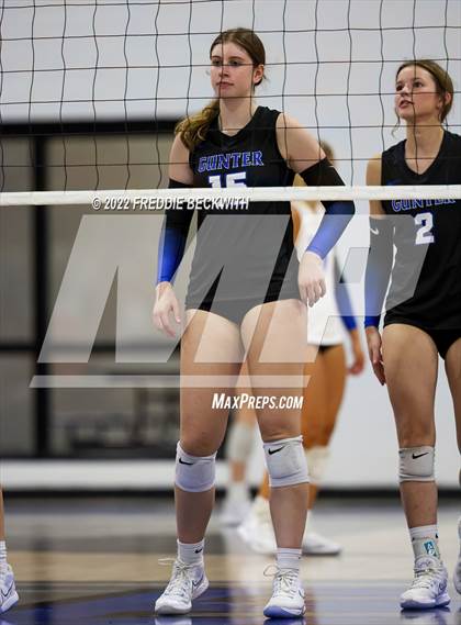 Thumbnail 3 in Aubrey @ Gunter photogallery.