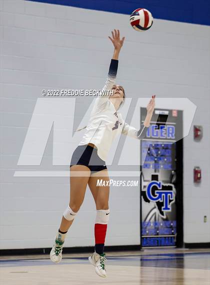 Thumbnail 3 in Aubrey @ Gunter photogallery.