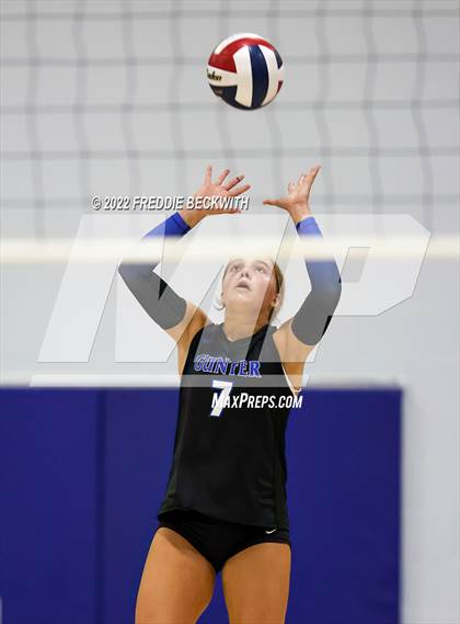 Thumbnail 2 in Aubrey @ Gunter photogallery.
