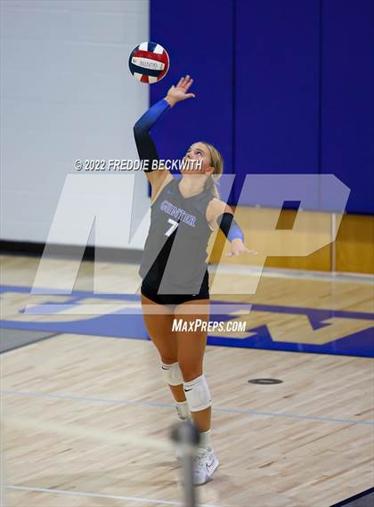 Thumbnail 1 in Aubrey @ Gunter photogallery.