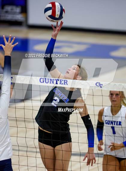 Thumbnail 1 in Aubrey @ Gunter photogallery.
