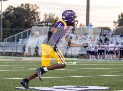 Thumbnail 1 in Lewisburg @ DeSoto Central photogallery.