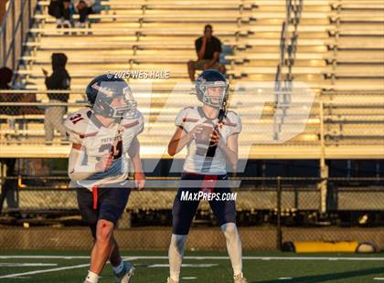 Thumbnail 3 in Lewisburg @ DeSoto Central photogallery.