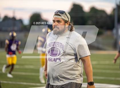 Thumbnail 2 in Lewisburg @ DeSoto Central photogallery.