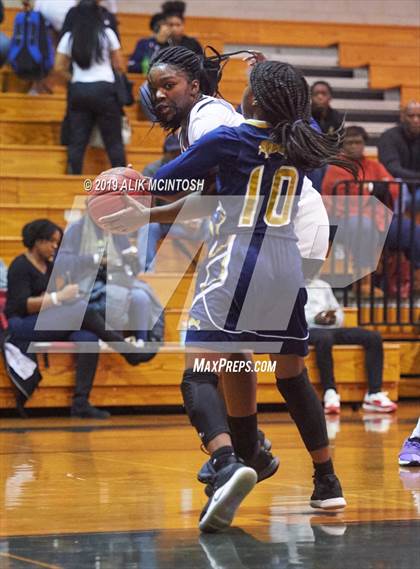 Thumbnail 3 in Knightdale vs. E.E. Smith photogallery.