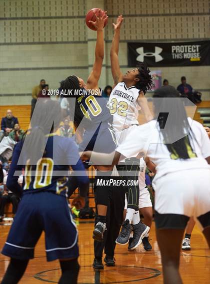 Thumbnail 3 in Knightdale vs. E.E. Smith photogallery.