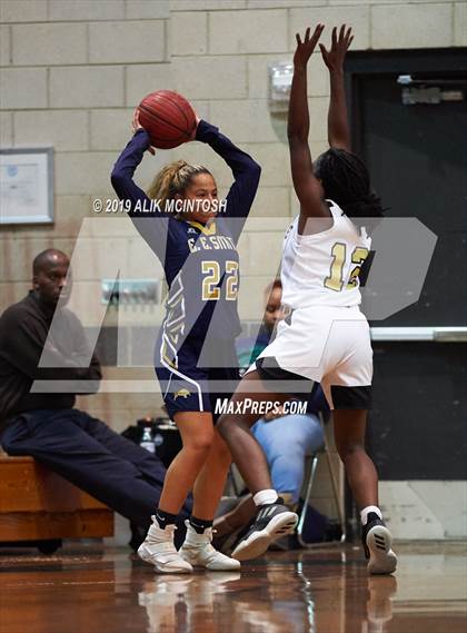 Thumbnail 2 in Knightdale vs. E.E. Smith photogallery.