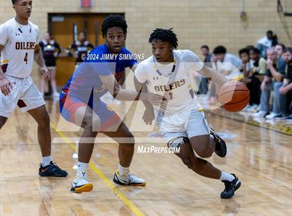 Thumbnail 1 in Roxana @ East Alton-Wood River (State Farm Shootout) photogallery.