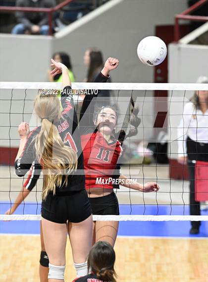 Thumbnail 1 in Strasburg vs. Hoehne (CHSAA 2A 1st Round) photogallery.