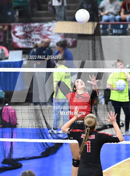 Thumbnail 1 in Strasburg vs. Hoehne (CHSAA 2A 1st Round) photogallery.